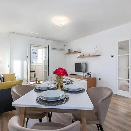 Apartment In Rijeka Exterior photo